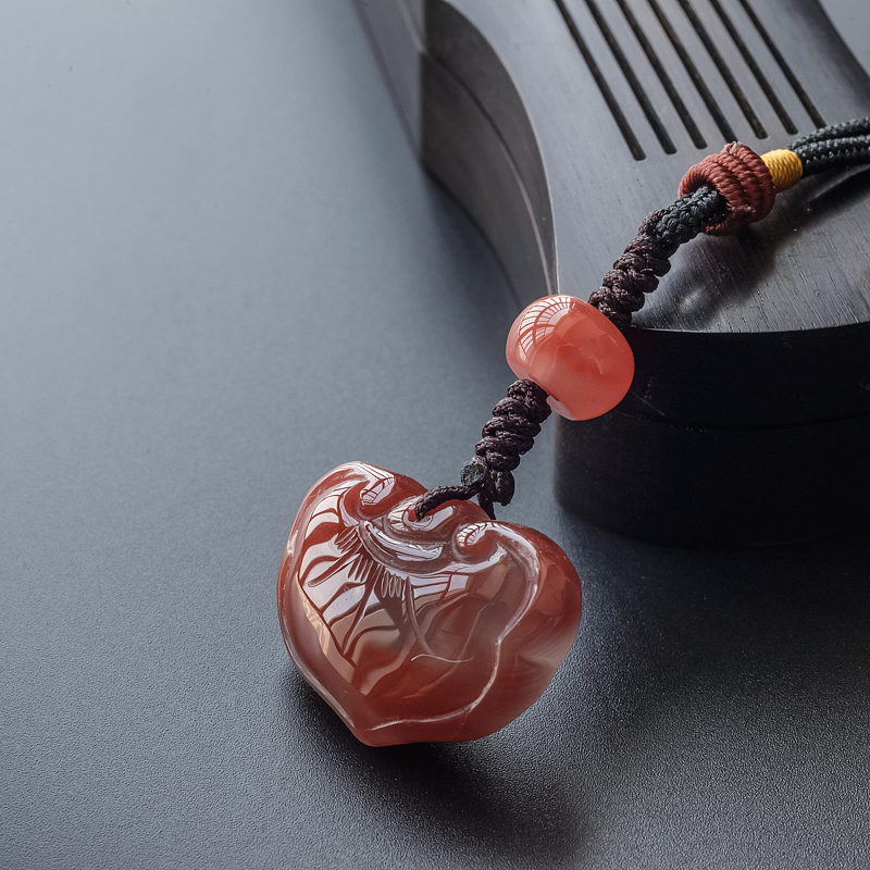 天然冰飘南红平安锁手把件-红掌柜