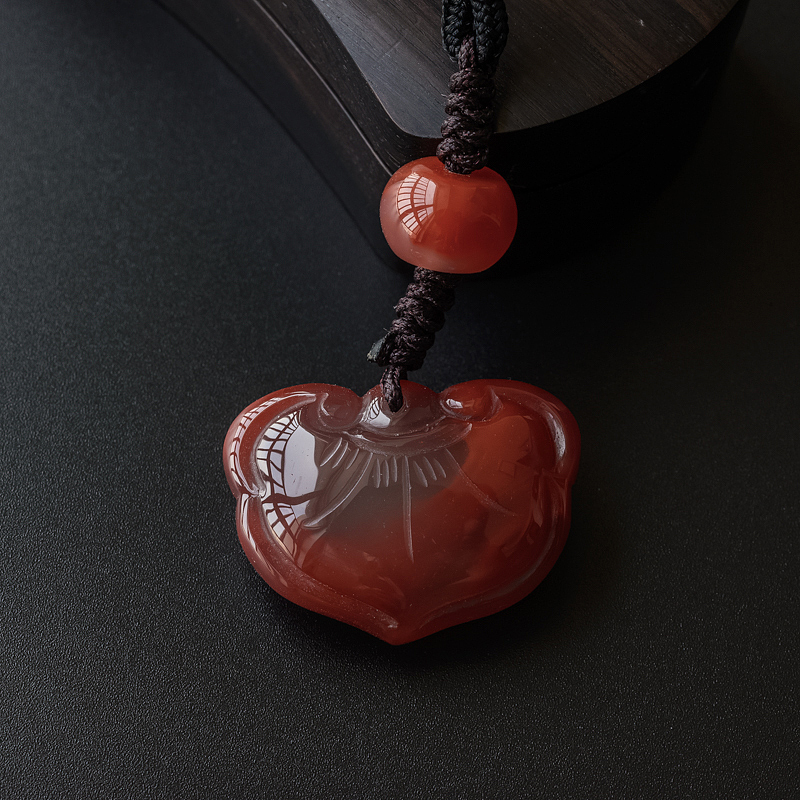 川料天然南红平安锁手把件-红掌柜