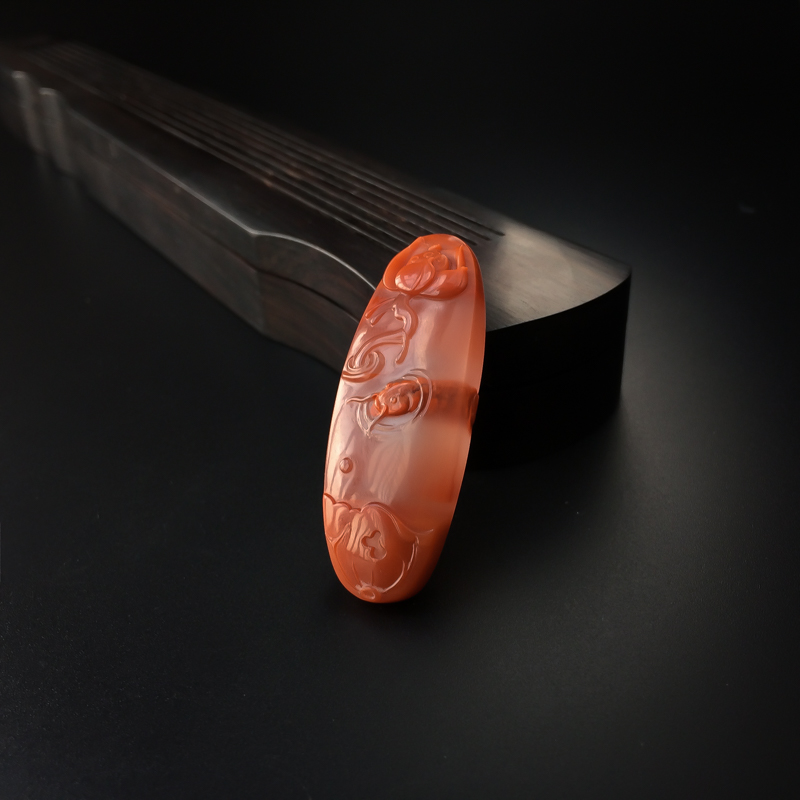 冻料柿子红南红如鱼得水吊坠-红掌柜