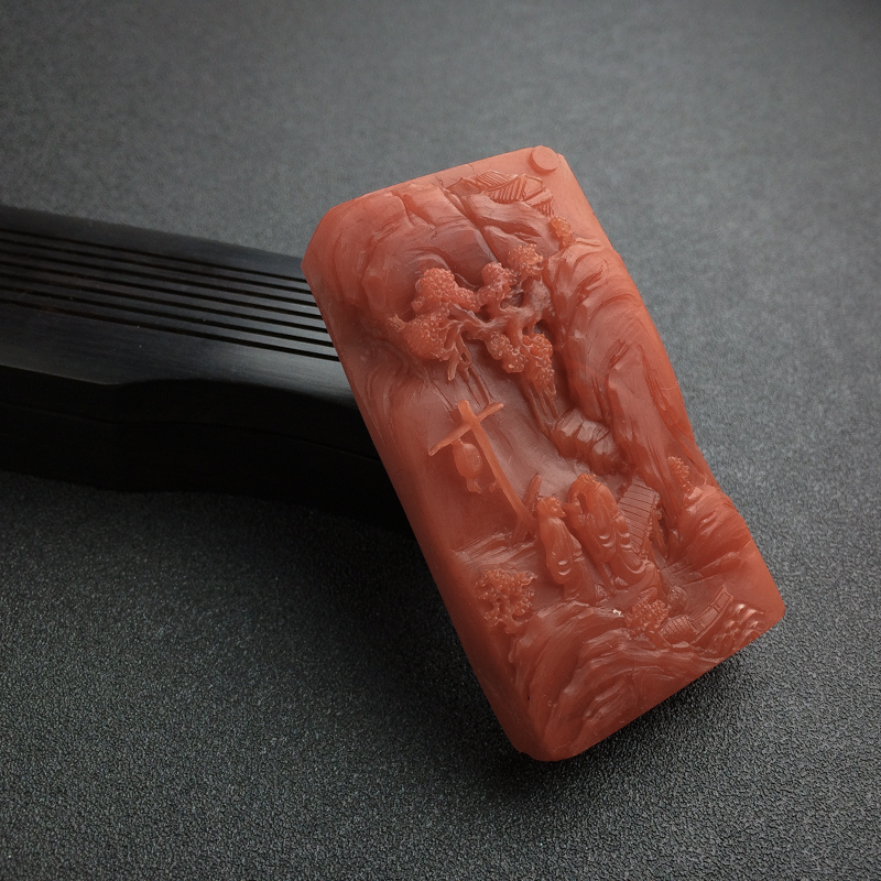 南红山水牌吊坠-红掌柜