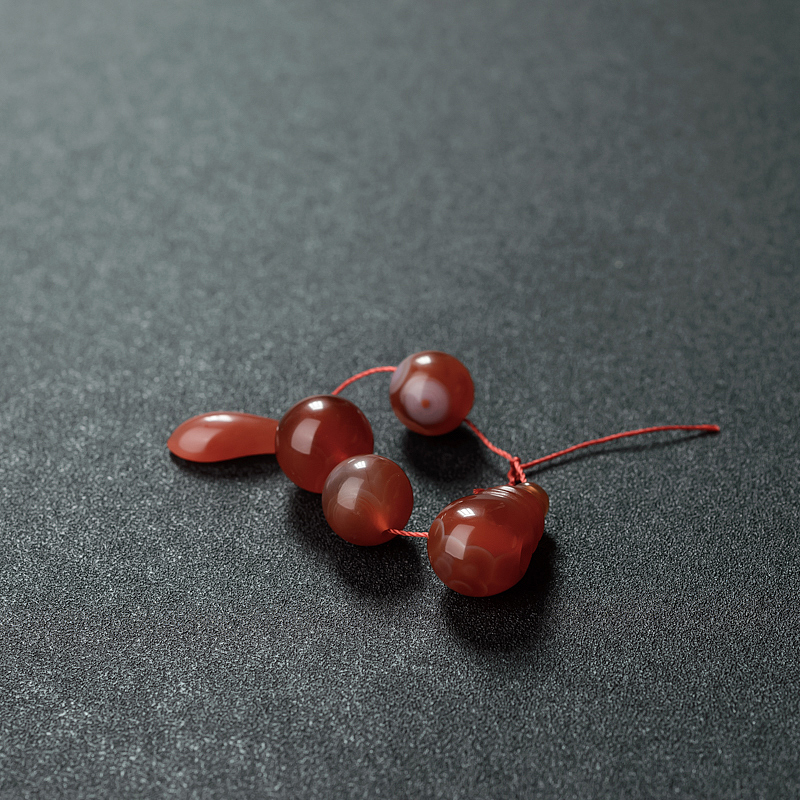 天然南红套装-红掌柜