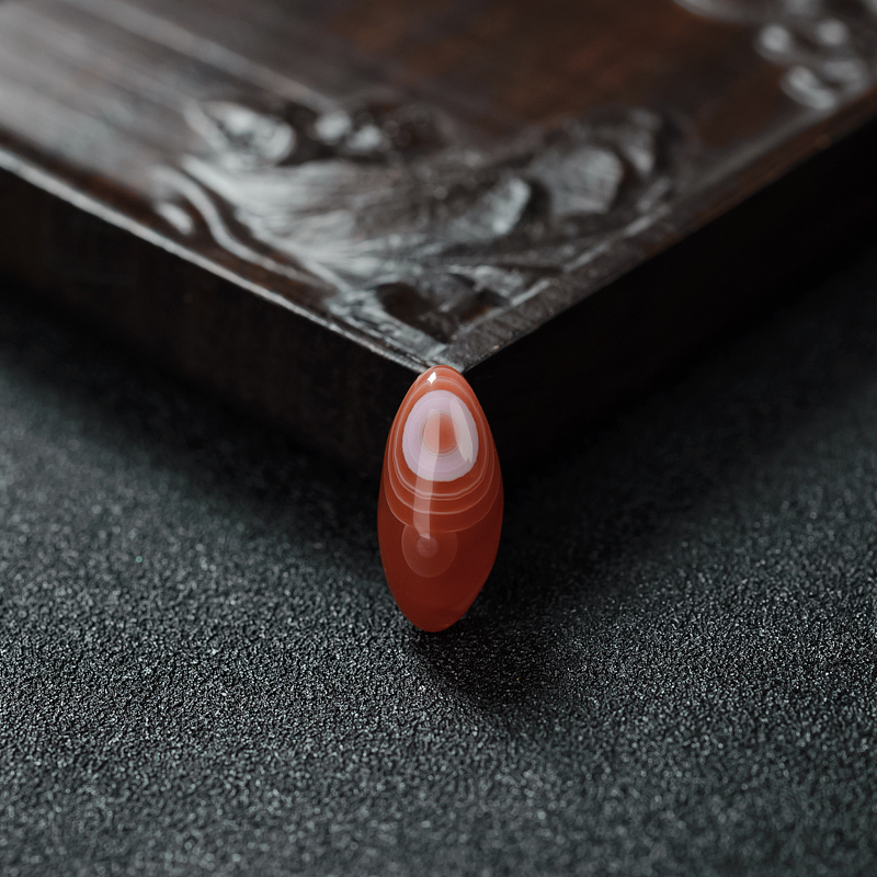 带天眼南红戒面-红掌柜