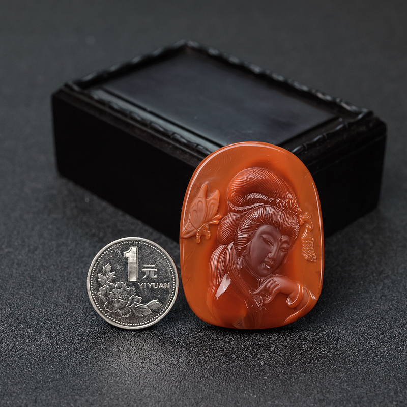 南红仕女吊坠-红掌柜