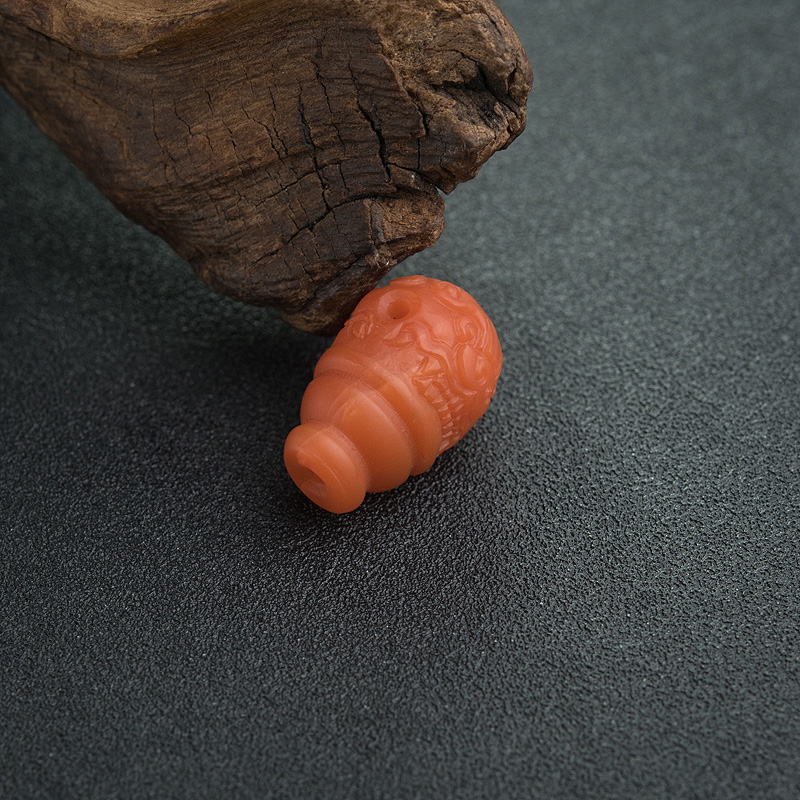 保山南红兽面三通-红掌柜