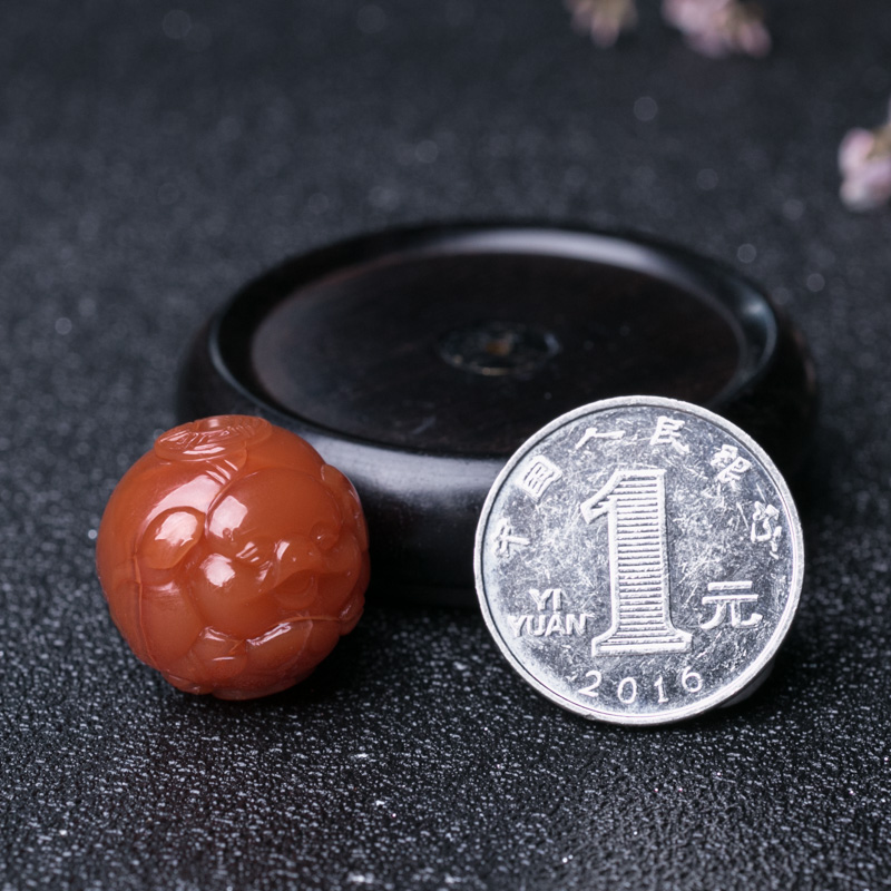 四川南红招财猪圆珠-红掌柜