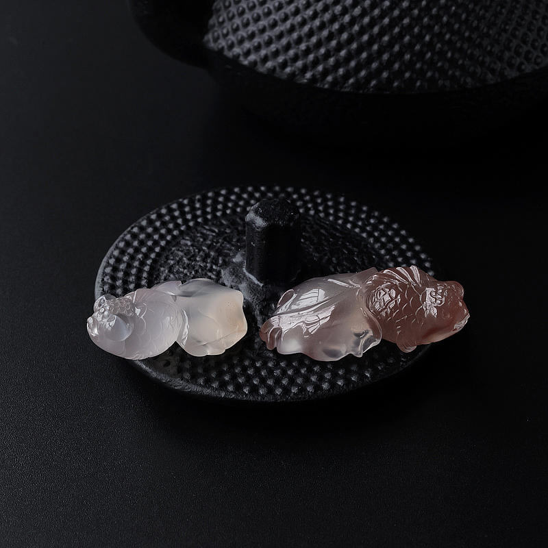 南红金鱼吊坠 - 红掌柜