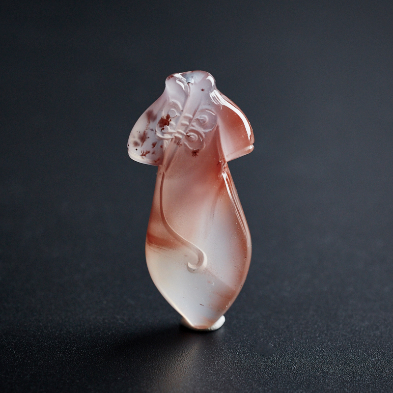 九口冰飘南红旗袍吊坠-红掌柜