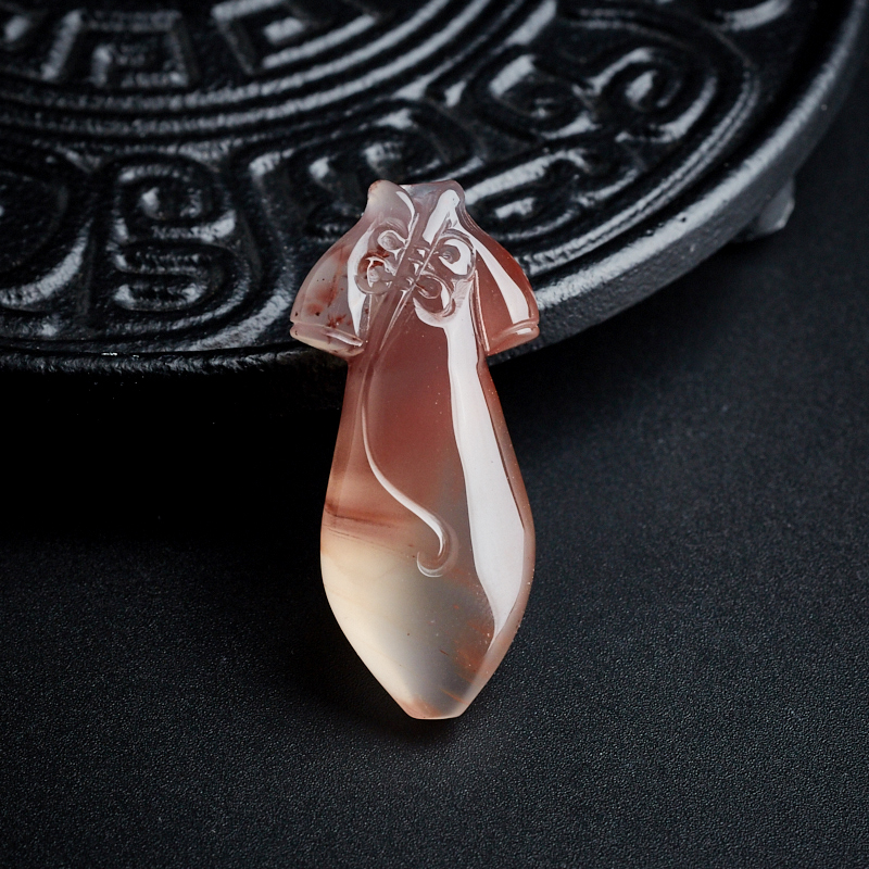 冰飘南红旗袍吊坠-红掌柜