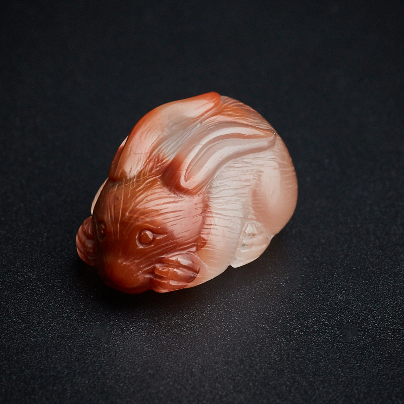 九口冰飘南红立体兔吊坠-红掌柜