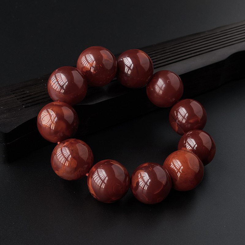 火焰纹南红手串-红掌柜