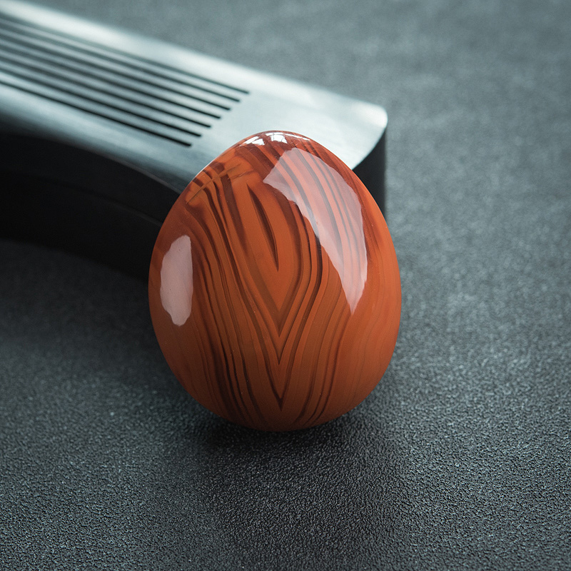 川料天然俏色南红随形吊坠-红掌柜