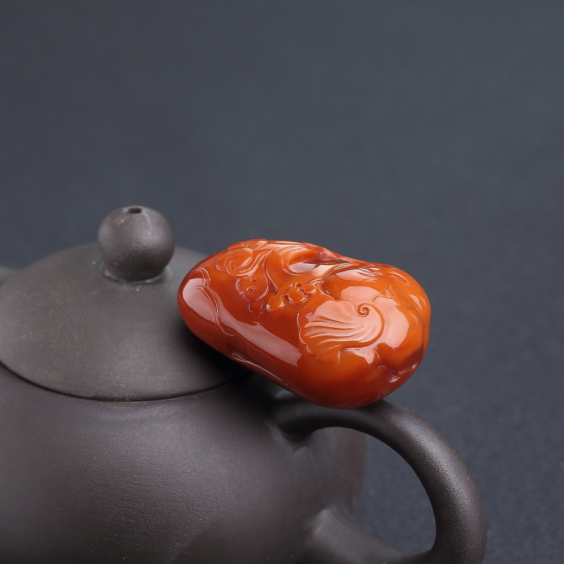 川料天然南红太平有象吊坠-红掌柜