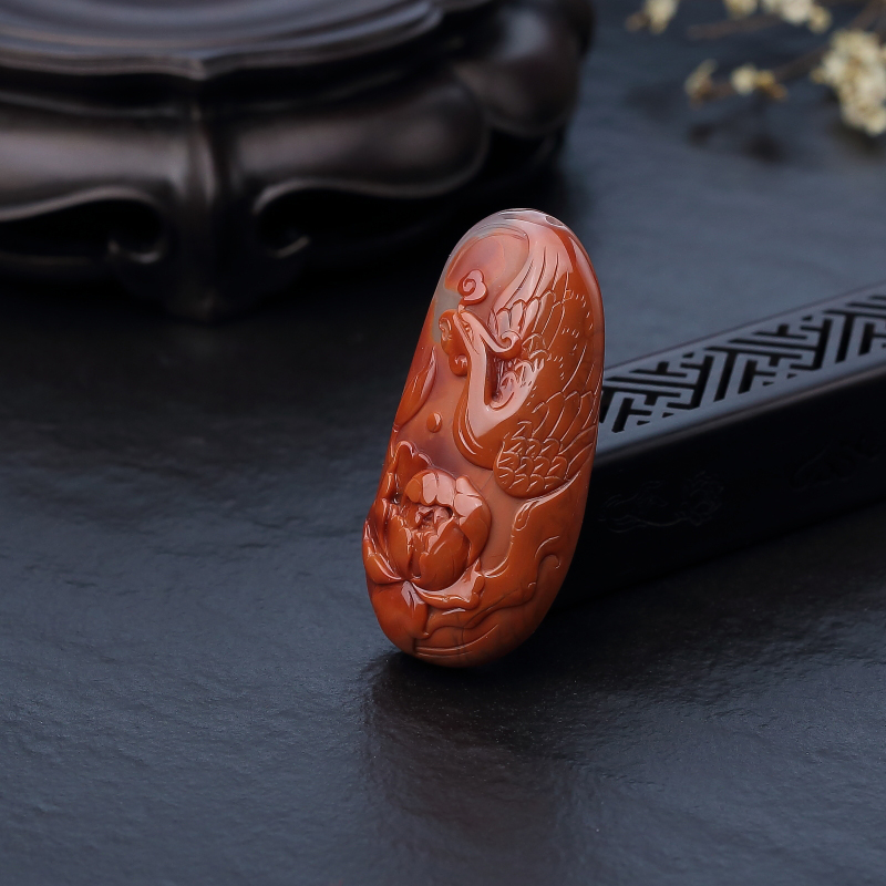 冻料南红牡丹引凤吊坠-红掌柜