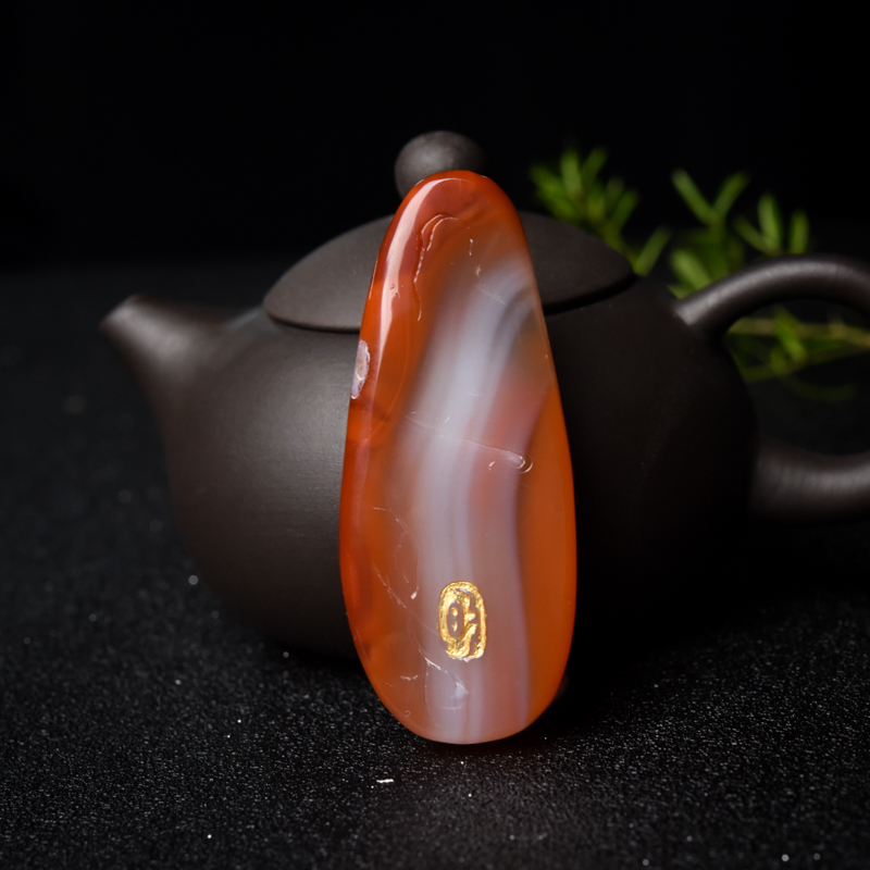 天然南红深山访友吊坠-红掌柜