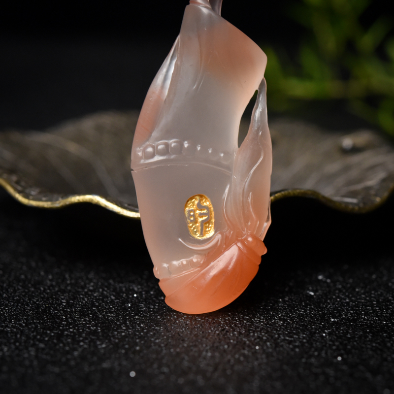 冰飘料南红吊坠-红掌柜