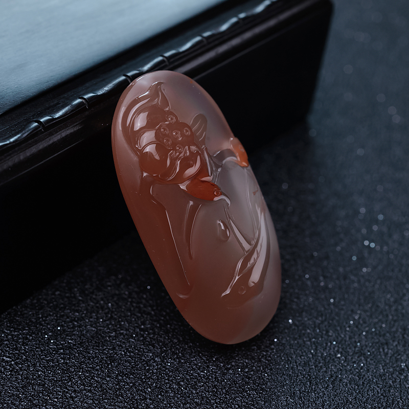 四川天然南红连年有余吊坠-红掌柜