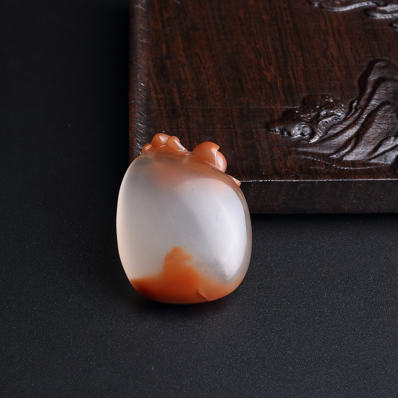 天然南红吊坠-红掌柜