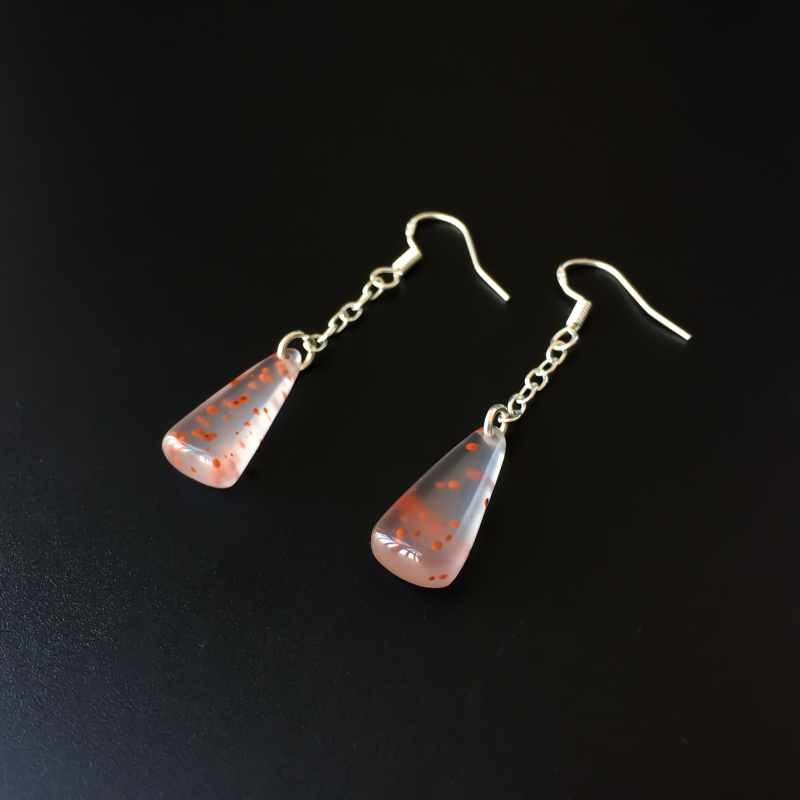 银镶冰飘南红耳坠-红掌柜