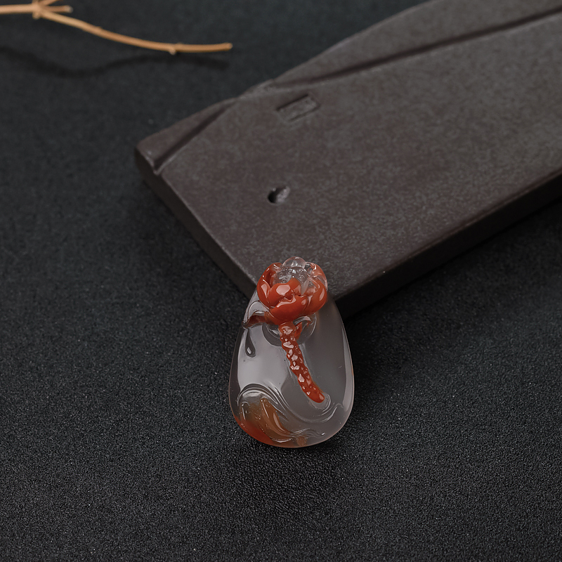 冰飘料南红连年有余吊坠-红掌柜
