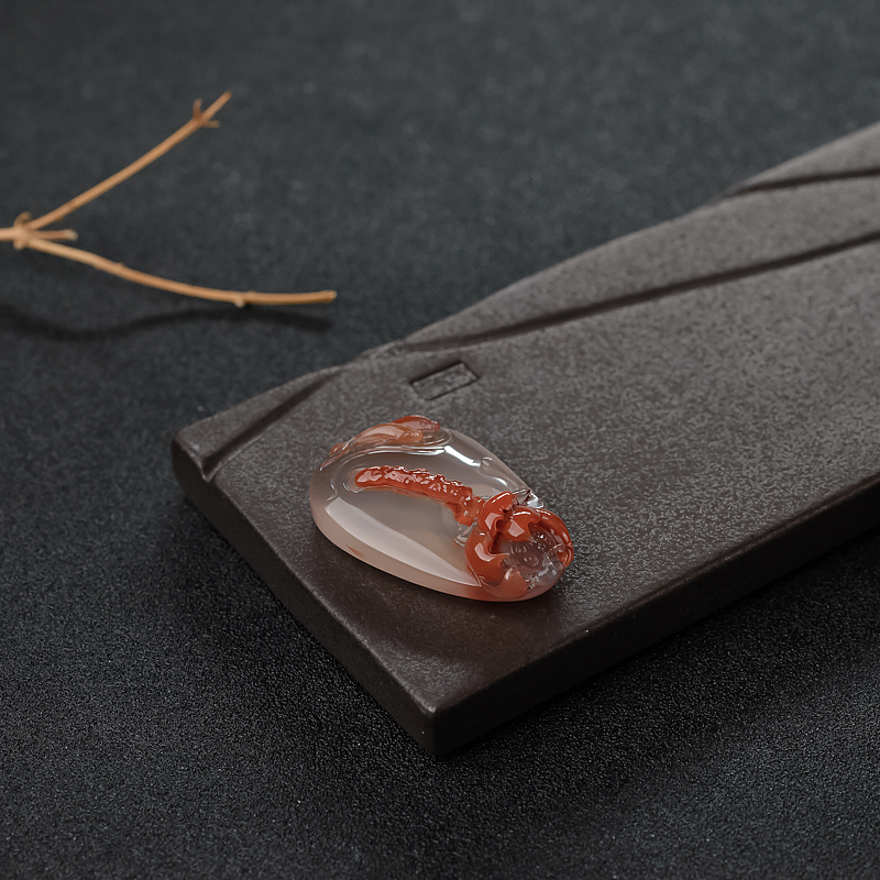 冰飘南红吊坠-红掌柜