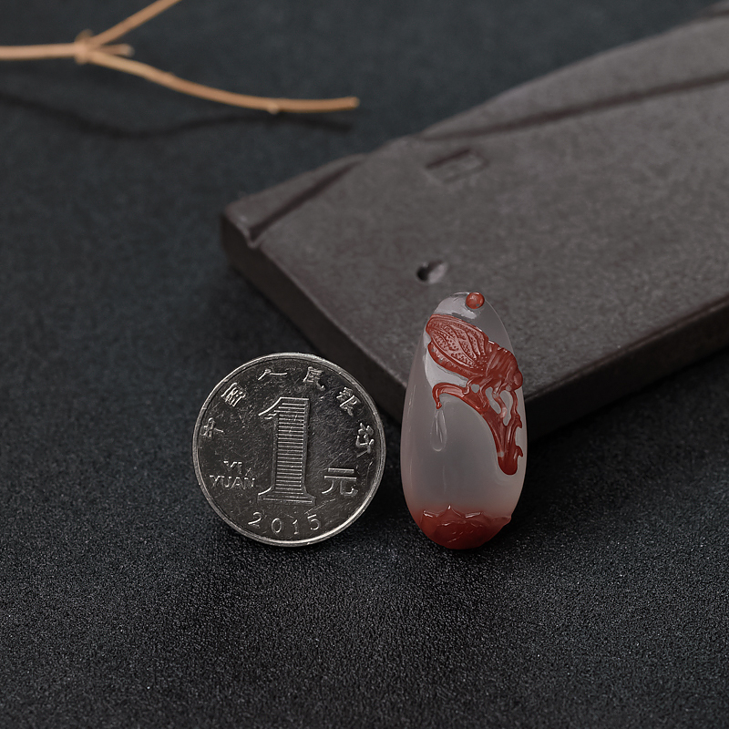 冰飘南红吊坠-红掌柜