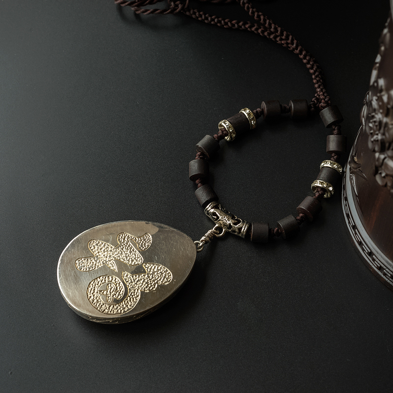 南红随形吊坠-红掌柜