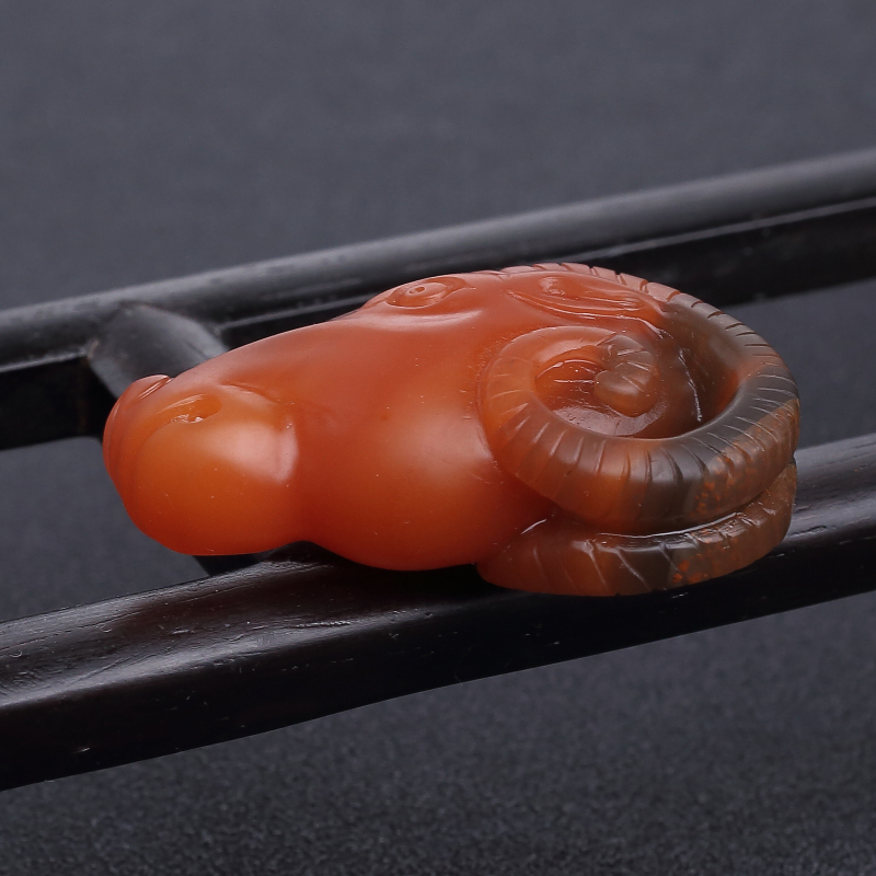 樱桃红南红羊头吊坠-红掌柜