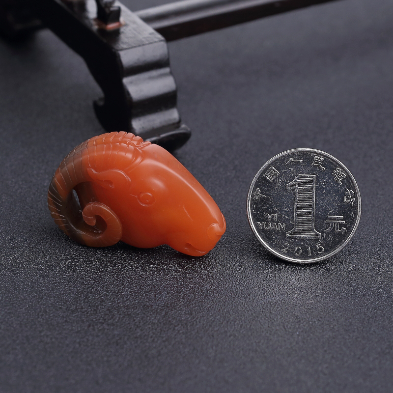 天然樱桃红南红羊头吊坠-红掌柜