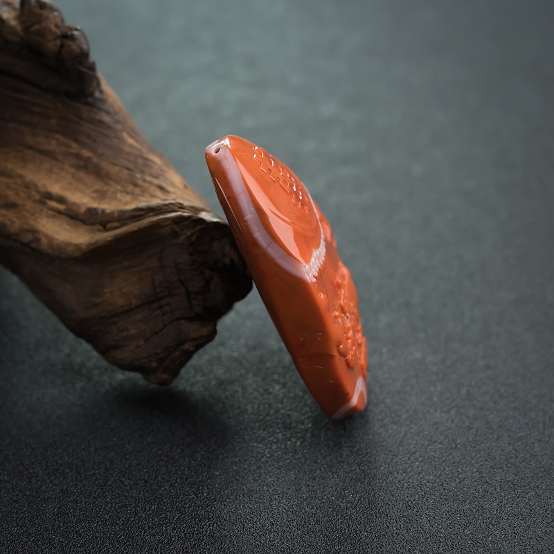 四川红白料南红喜上眉梢吊坠-红掌柜