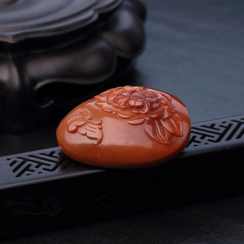 柿子红南红蝶恋花吊坠-红掌柜