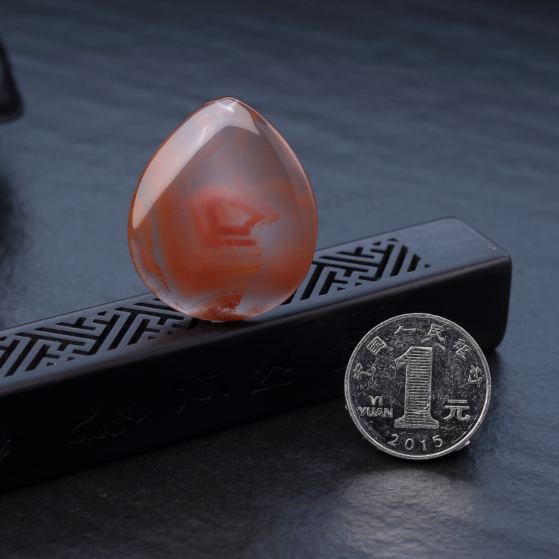 南红随形吊坠-红掌柜