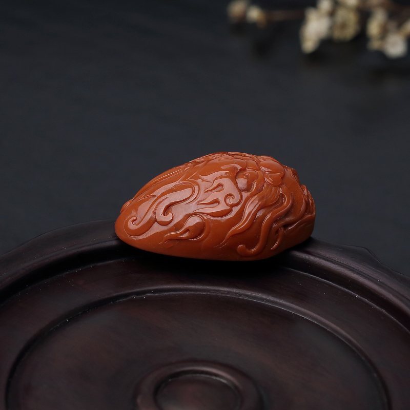 柿子红南红兽头吊坠-红掌柜