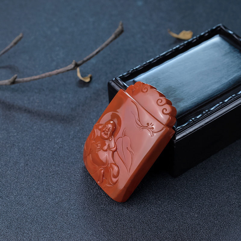 南红福在眼前吊坠-红掌柜