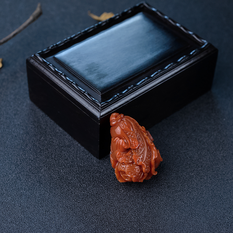 柿子红南红吊坠-红掌柜