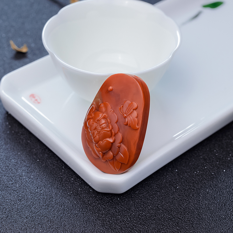 南红蝶恋花吊坠-红掌柜