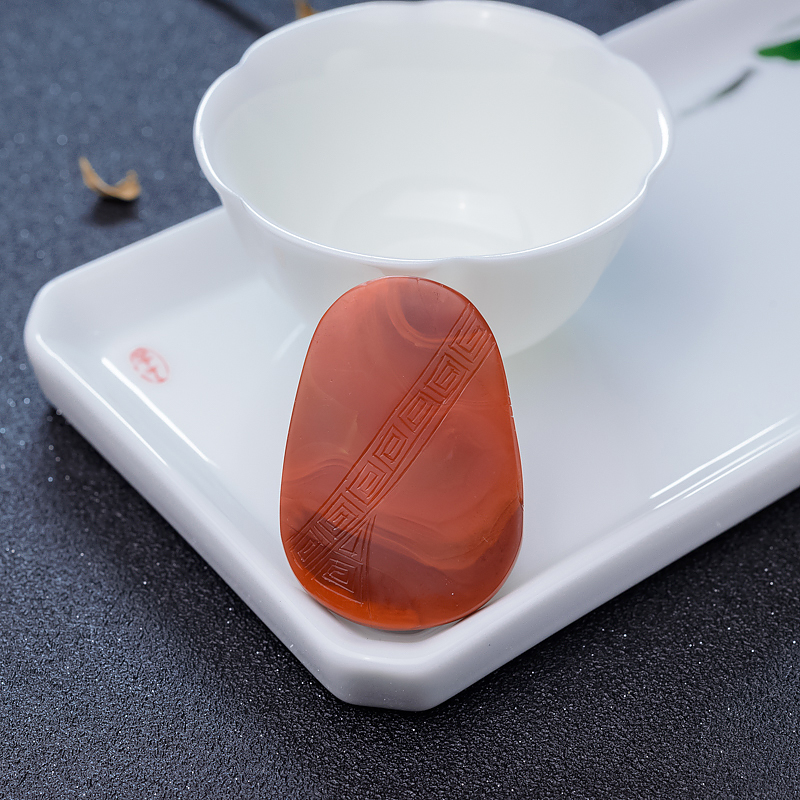 天然南红蝶恋花吊坠-红掌柜