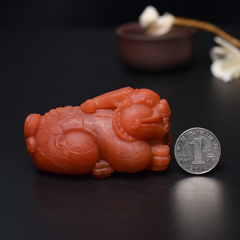 四川天然南红貔貅手把件-红掌柜