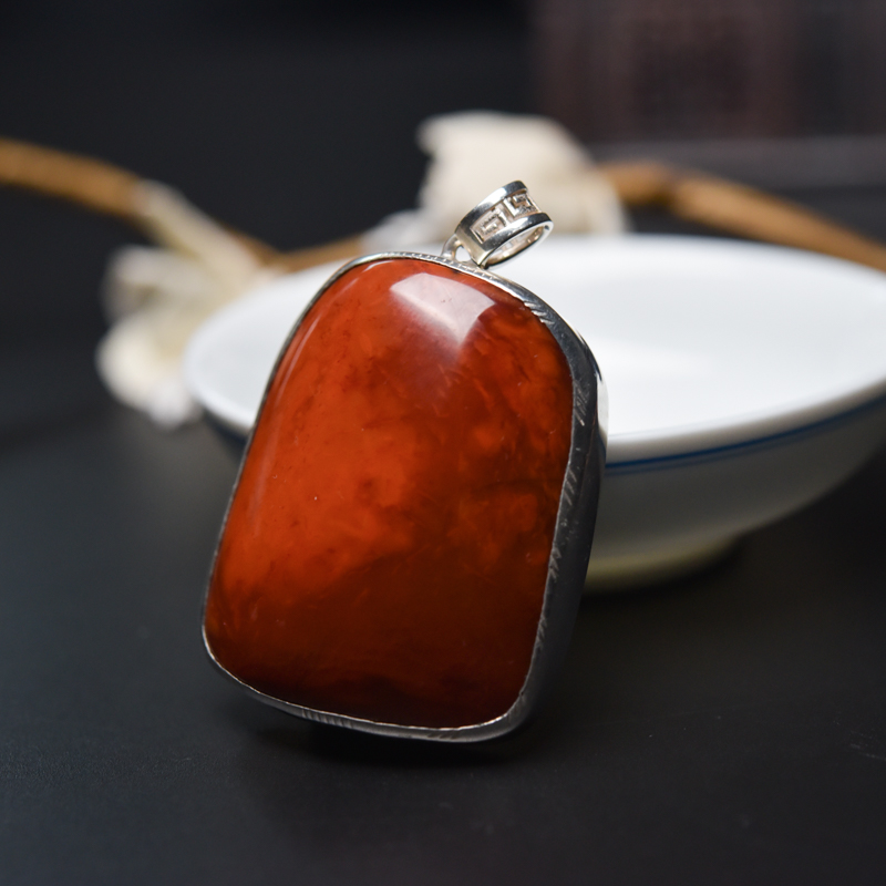 天然南红随形吊坠 -红掌柜