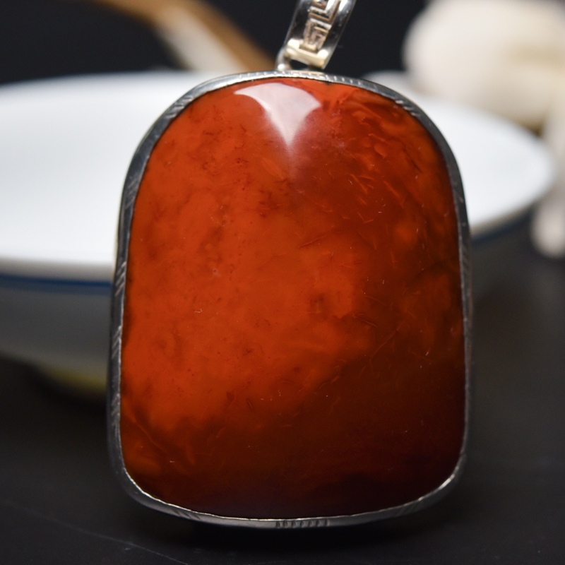 四川南红随形吊坠 -红掌柜