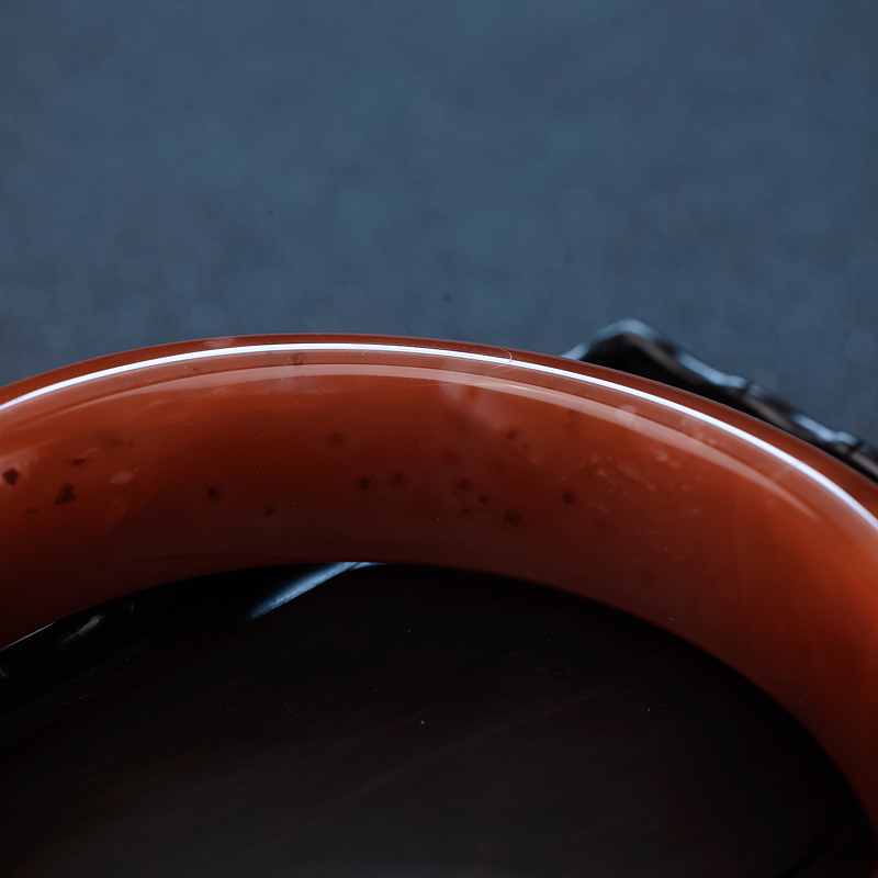 川料南红平安镯-红掌柜