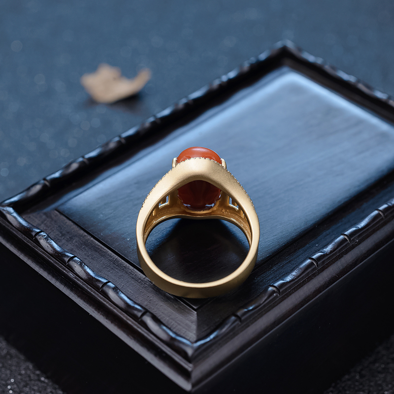 天然南红貔貅戒指-红掌柜