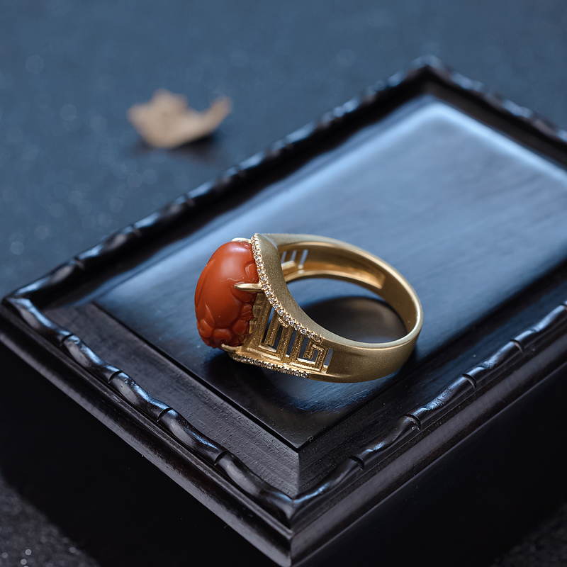 天然南红貔貅戒指-红掌柜