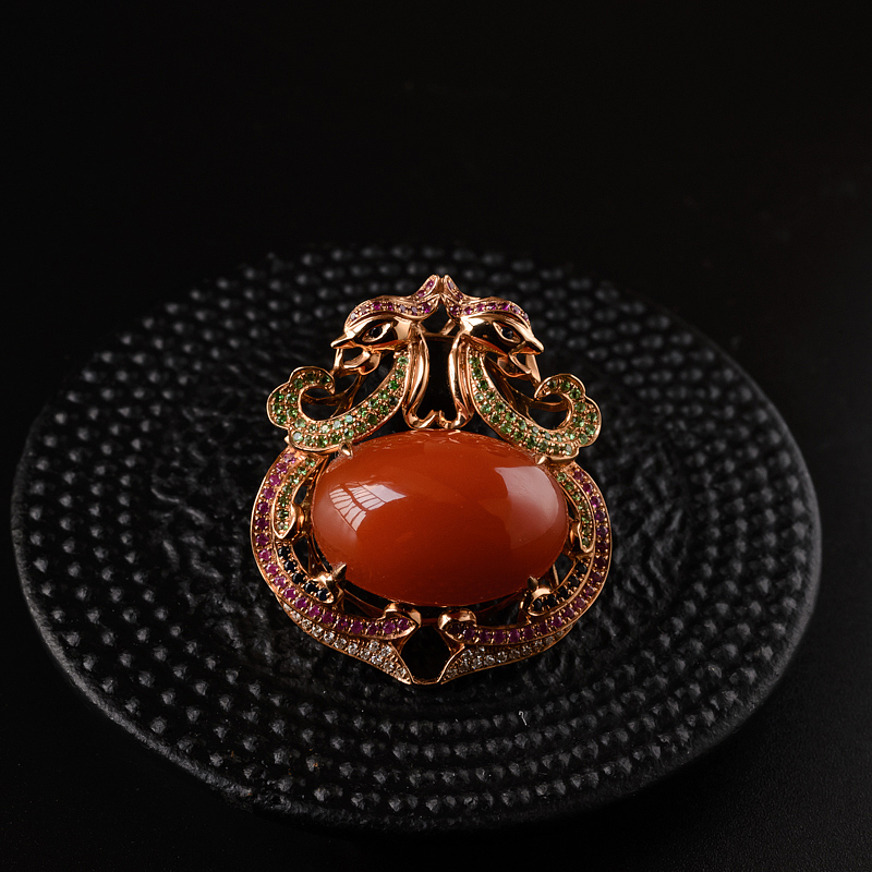 18K金镶柿子红南红吊坠-红掌柜