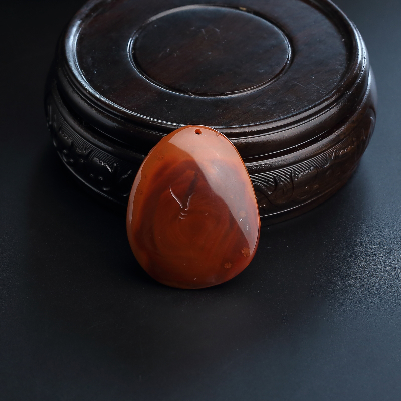 玫瑰红带柿子红南红吊坠-红掌柜