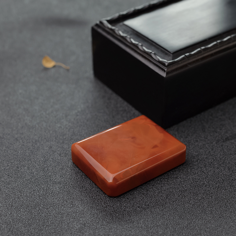 天然南红无事牌吊坠-红掌柜