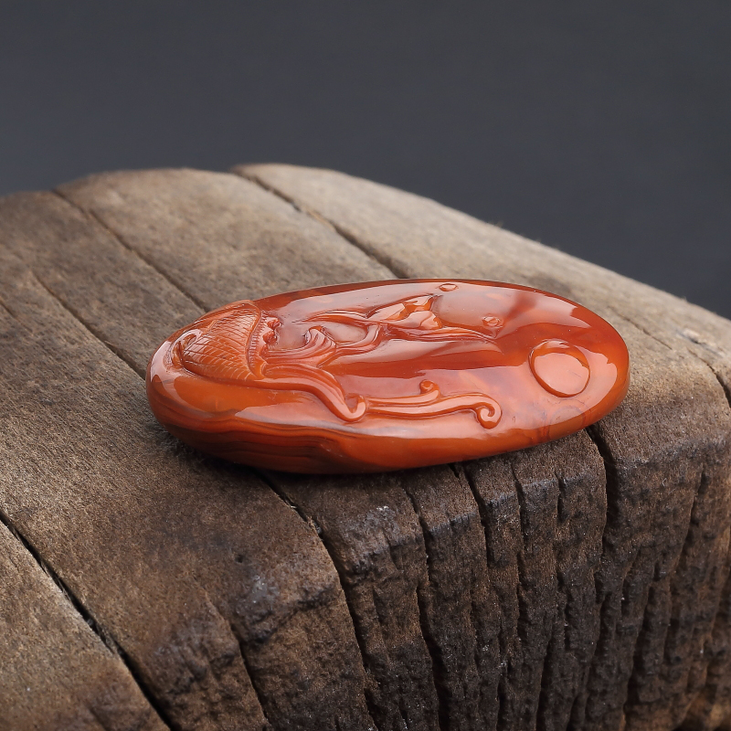 川料南红连年有余吊坠-红掌柜