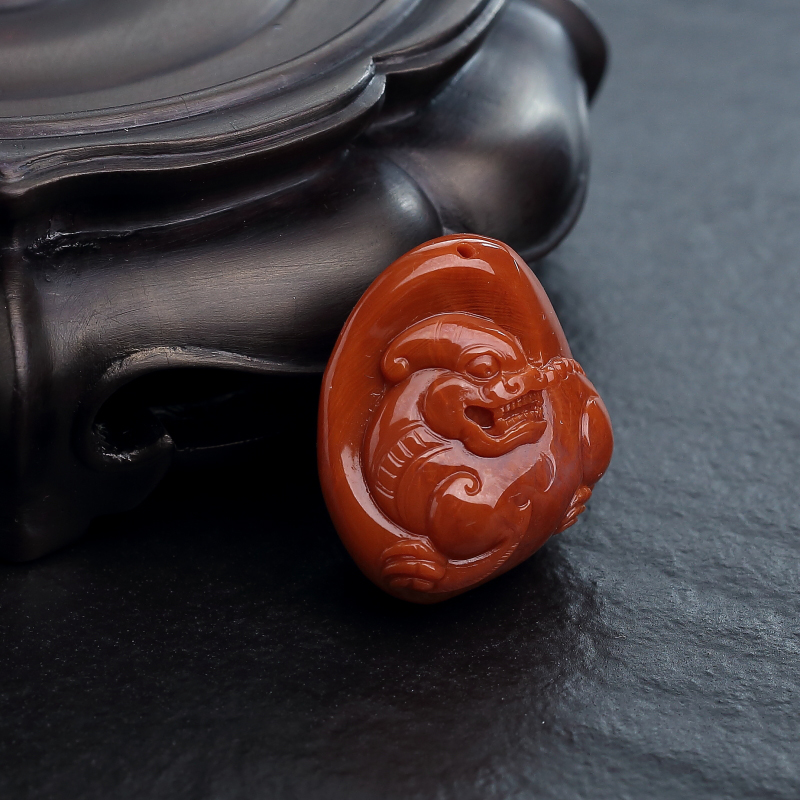 南红貔貅吊坠-红掌柜