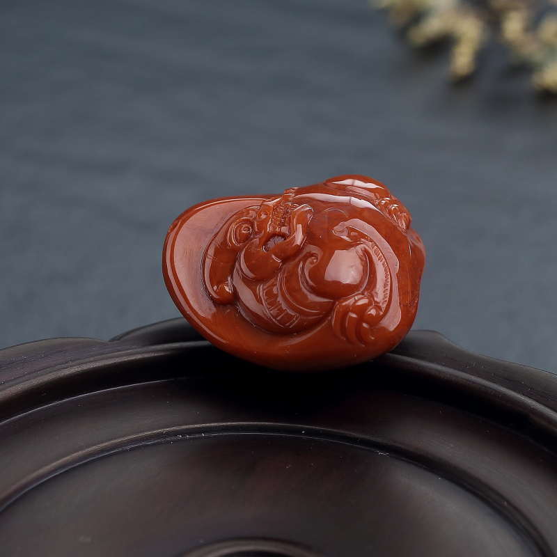 南红貔貅吊坠-红掌柜