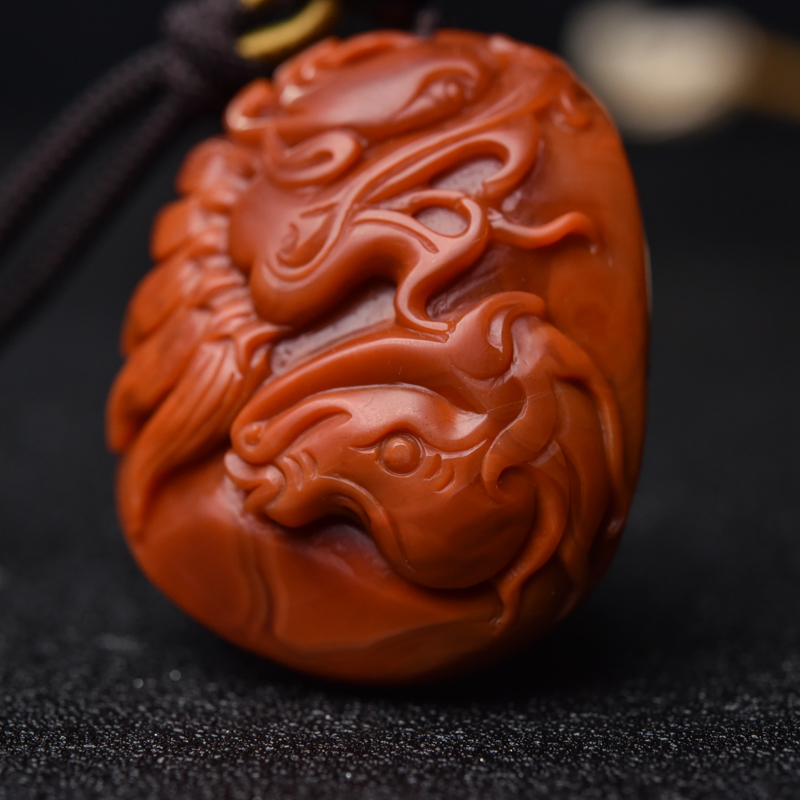 四川柿子红南红龙马精神吊坠-红掌柜