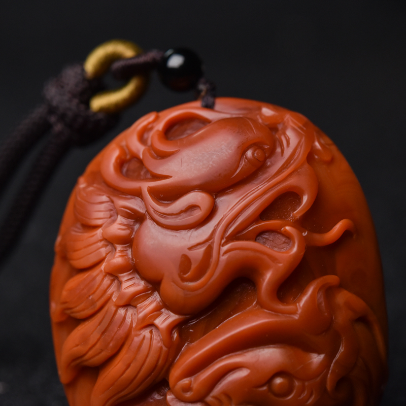 天然柿子红南红龙马精神吊坠-红掌柜